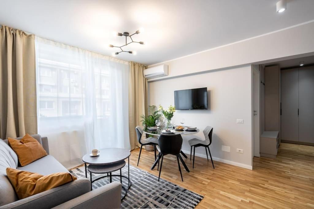 Sunny 2Br Flat - Top Location - Stunning Views Bucureşti Exterior foto