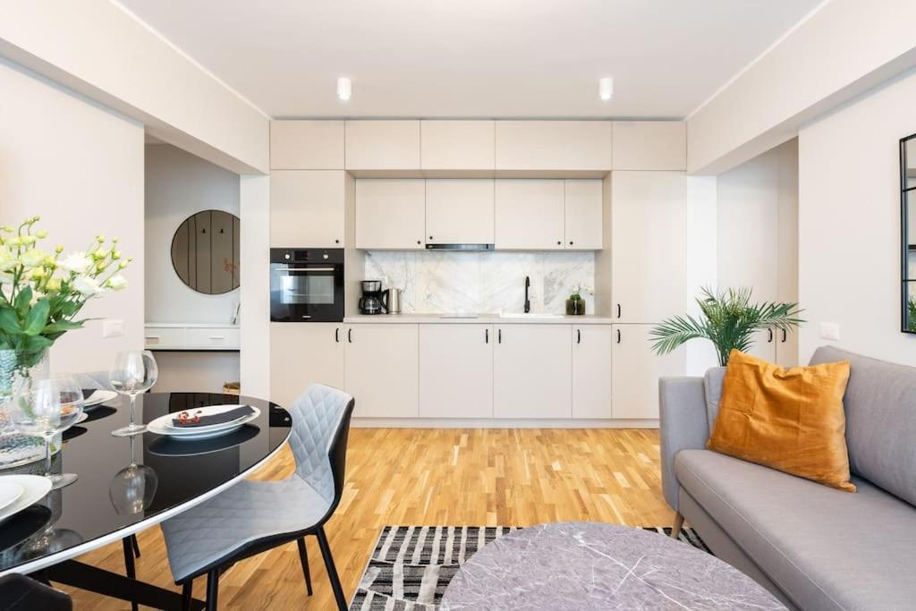 Sunny 2Br Flat - Top Location - Stunning Views Bucureşti Exterior foto